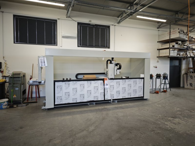 Nov obdelovalni center FOM FMC 230 v proizvodnji SPIAL